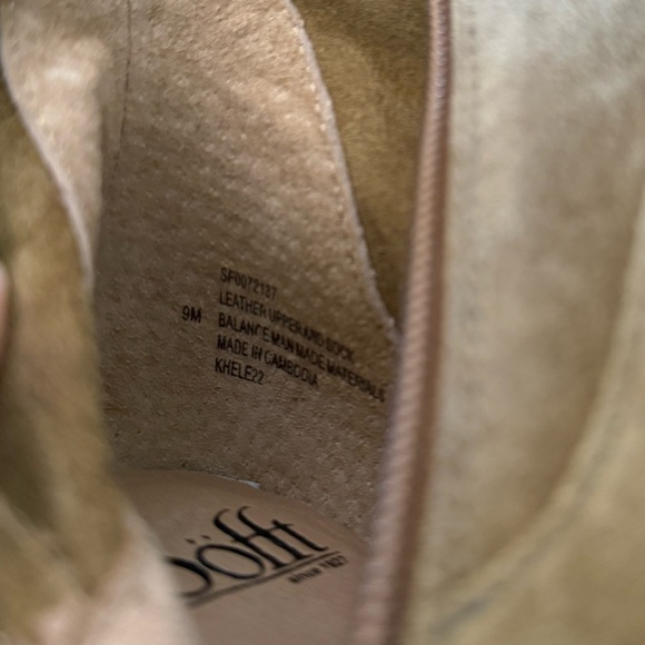 Sofft NWOT Shary Aqua Waterproof Camel Color Ankle Booties-Size 9 - Picture 16 of 16